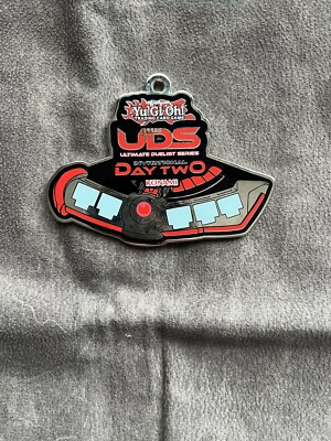 YUGIOH UDS Ultimate Duelist Series Series Day Two Duel Disk Medal Authentic-image