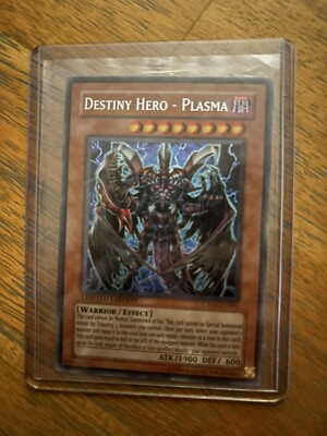 YuGiOh! Destiny Hero - Plasma CT04-EN003 Secret Limited Ed. NM-image