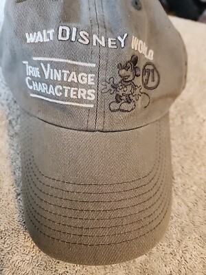 Walt Disney World True Vintage Characters Mickey Mouse 71 Ball Cap Hat Adult-image
