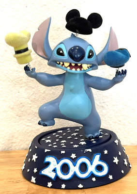 2006 STITCH BOBBBLEHEAD TILTING HAT WALT DISNEY WORLD MAGIC KINGDOM GREAT ESCAPE-image