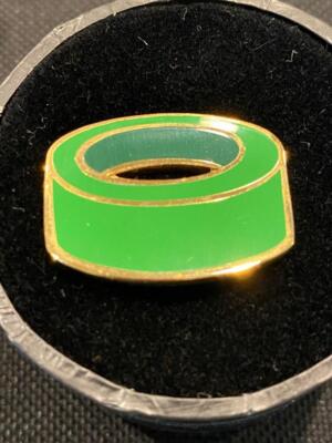 Disney Pin - WDW - Pluto - Green Collar - Hat Box - Cast Member In Original Box-image