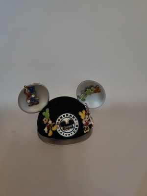 Disney's Honorary 2010 VoluntEAR  Hat w/5 Collectible Pins Mickey Mouse Ear Hat-image