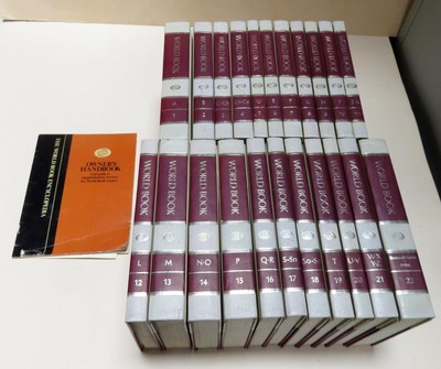 The World Book Encyclopedia 1983 Complete Set 1-21 + Index - Vey Nice Condition-image