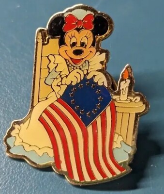 Mickey Mouse Disney Minnie Flag Vintage Jewelry Broach Enamel Lapel Pin -image