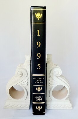 Britannica Book of The Year 1995 - Events Of 1994 Black Leather Gold Embossing-image