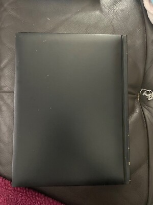 1994 Britannica Book of the Year, Padded leather cover-image
