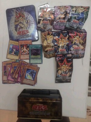 YUGIOH 2004 Japanese booster pack collectors tin (open) black luster tcg rare-image