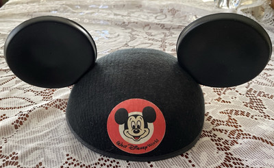 Vintage Walt Disney World Mickey Mouse Ears Felt Hat Adult Embroidered Patch-image