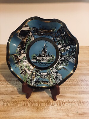 Vintage Walt Disney World The Magic Kingdom Trinket Tray/dish/Ashtray-image