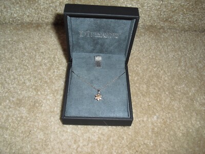 DISNEY CROWN OF LIGHT .33 CT FLOWER DIAMOND 18