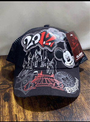 Disney Parks Walt Disney World Mickey Mouse 2012 Classic Collection Hat-image